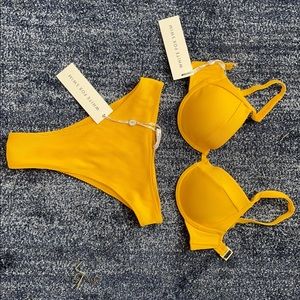 Women’s White Fox high waisted bikini size M